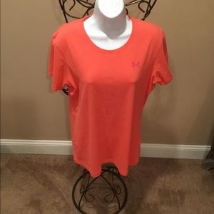 UNDER ARMOUR TEE